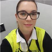 Laureata in lingue impartisce lezioni di lingua inglese